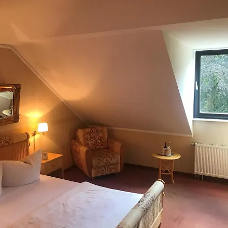 Burg Hotel&eventlocation 4*