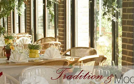 ホテル Burg & Eventlocation