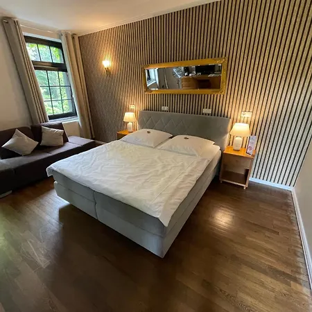 Burg & Eventlocation Hotel