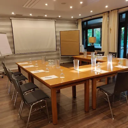 Burg & Eventlocation 4* Wegberg