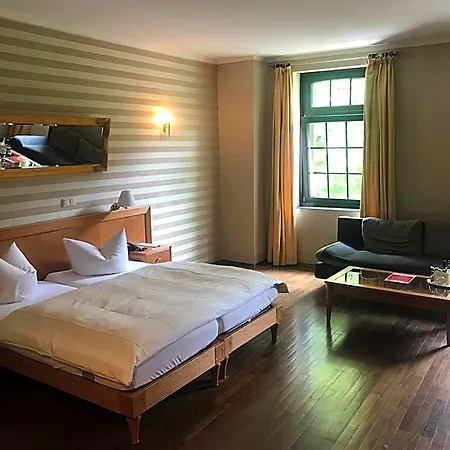 Burg & Eventlocation Hotel Wegberg