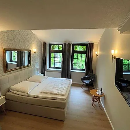 Burg & Eventlocation Hotel 4*