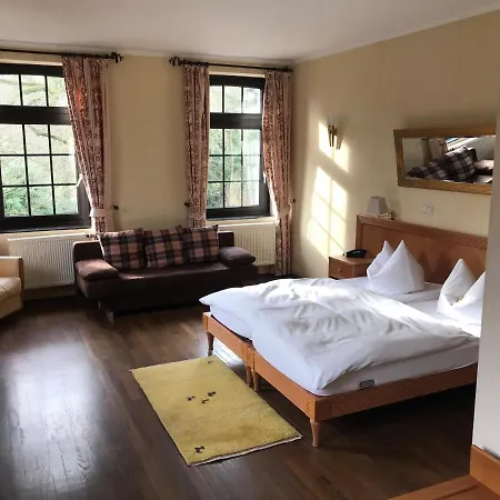 Burg Hotel&eventlocation 4*