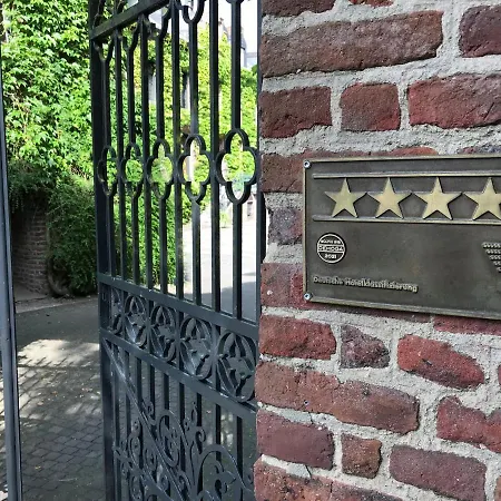 Burg & Eventlocation 4* Wegberg