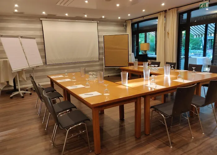 Burg & Eventlocation 4* Wegberg