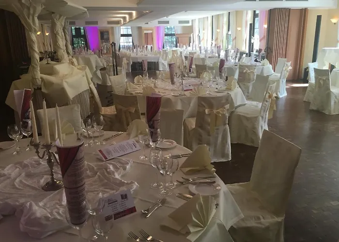 Burg & Eventlocation 4* Wegberg